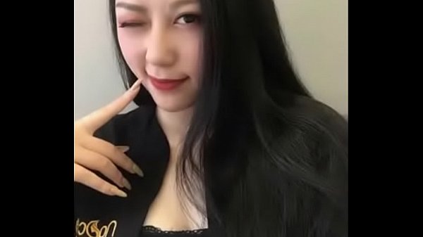 Lộ clip sex địt em lễ tân Vũ Phương